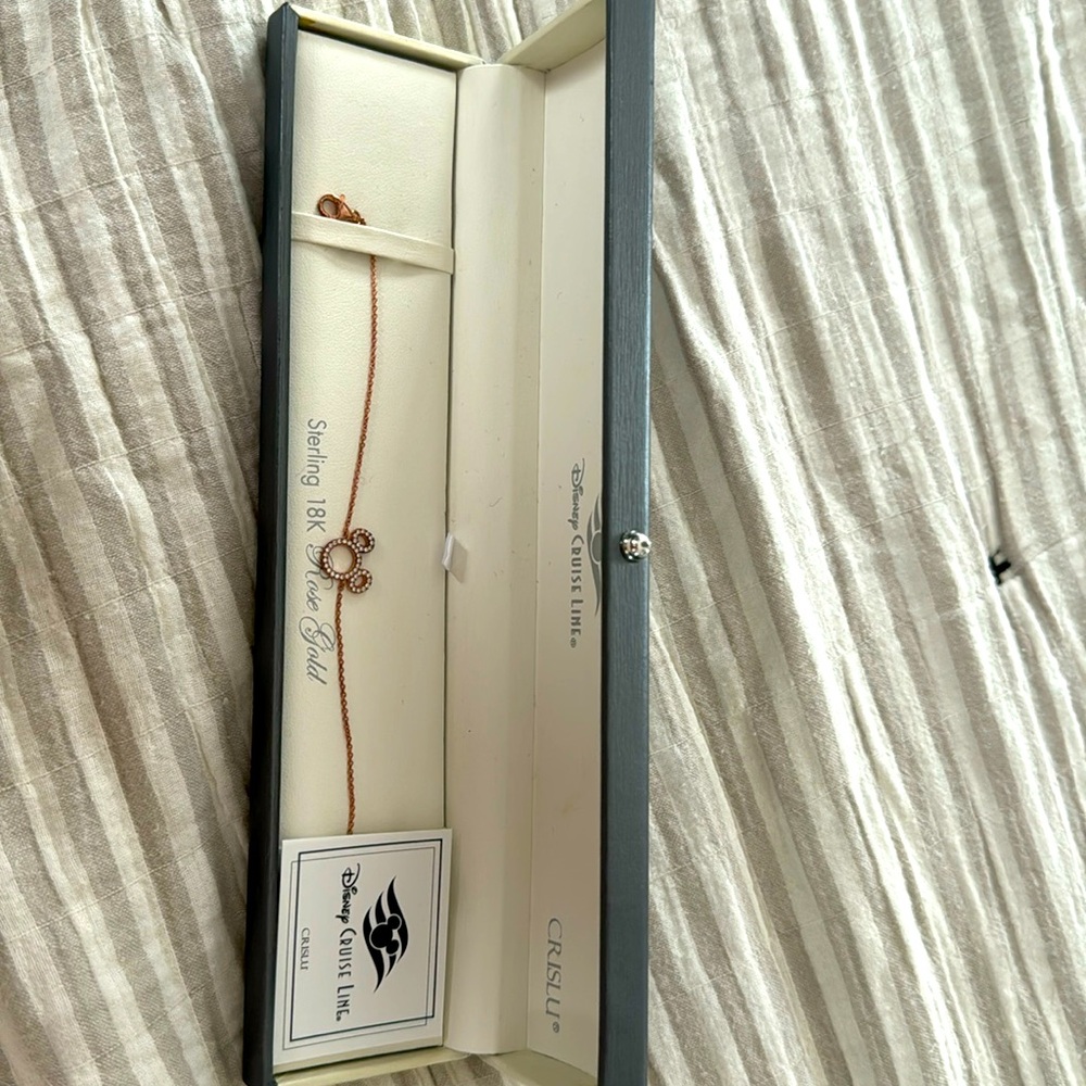 Brand new Mickey Mouse Bracelet rose gold